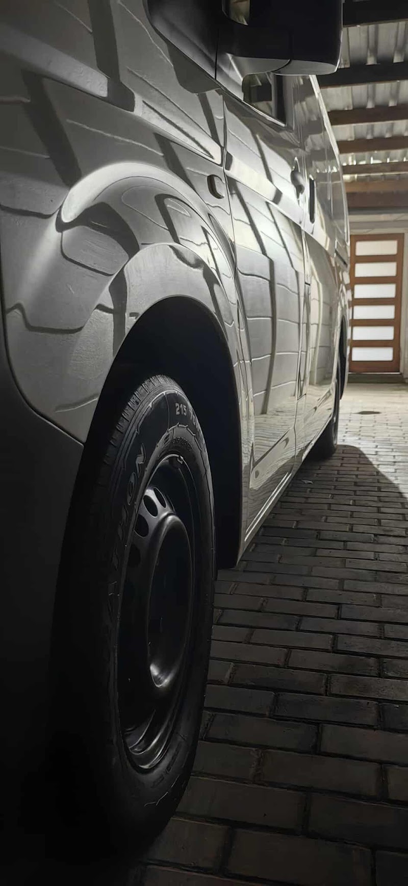 IZ Car Wash - Photo 3